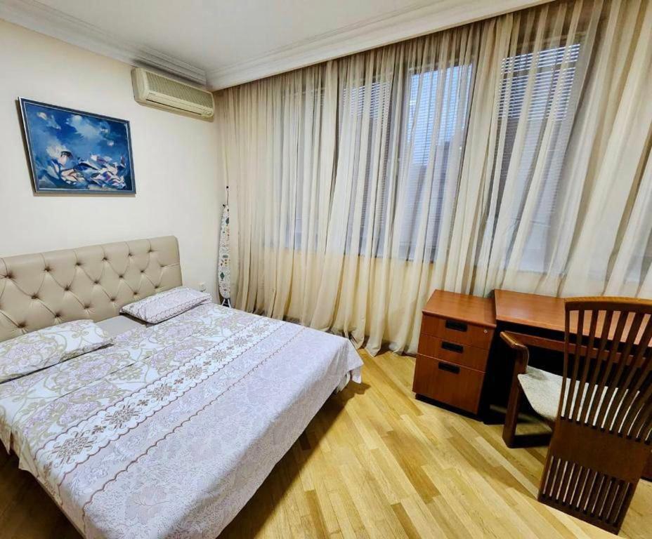 יירבאן Family Spacious 3 Bedroom Apartment In The Middle Of City Center, Next To North Avenue מראה חיצוני תמונה